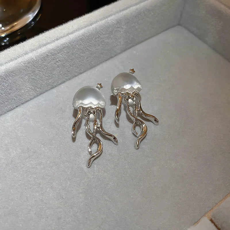 Korean Lovely Octopus Deep-Sea Jellyfish Elves Stud Earrings for Women New Mini Star Transparent Crystal Earrings Jewelry Gifts